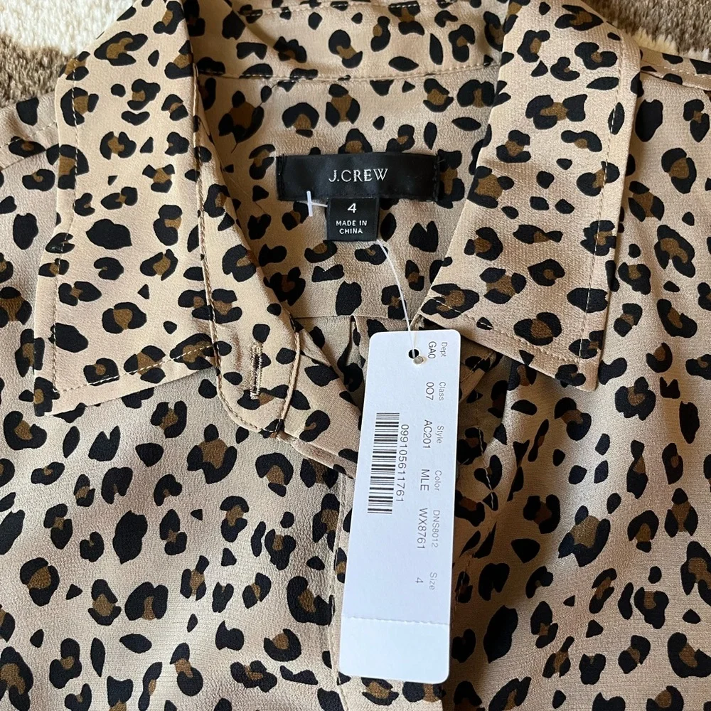 J Crew Silk Button Up Shirt in Leopard 4 - Picture 5 of 8